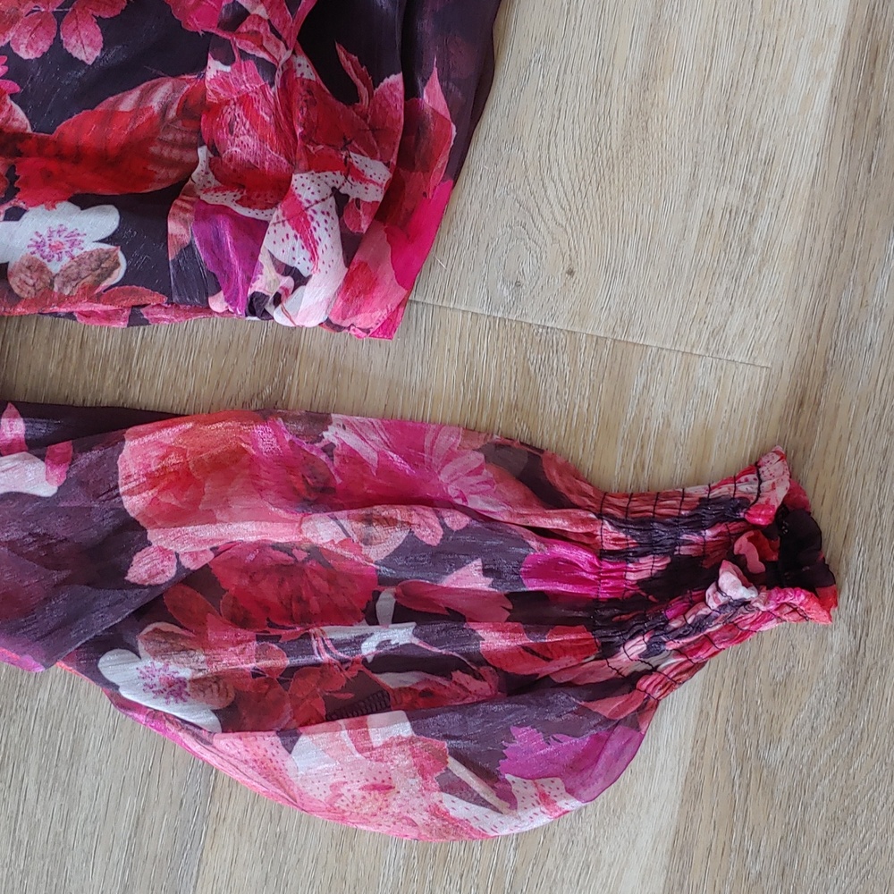 A. Peach Women's Floral Cropped Sheer Puff Sleeve Top Size M - Picture 4 of 9